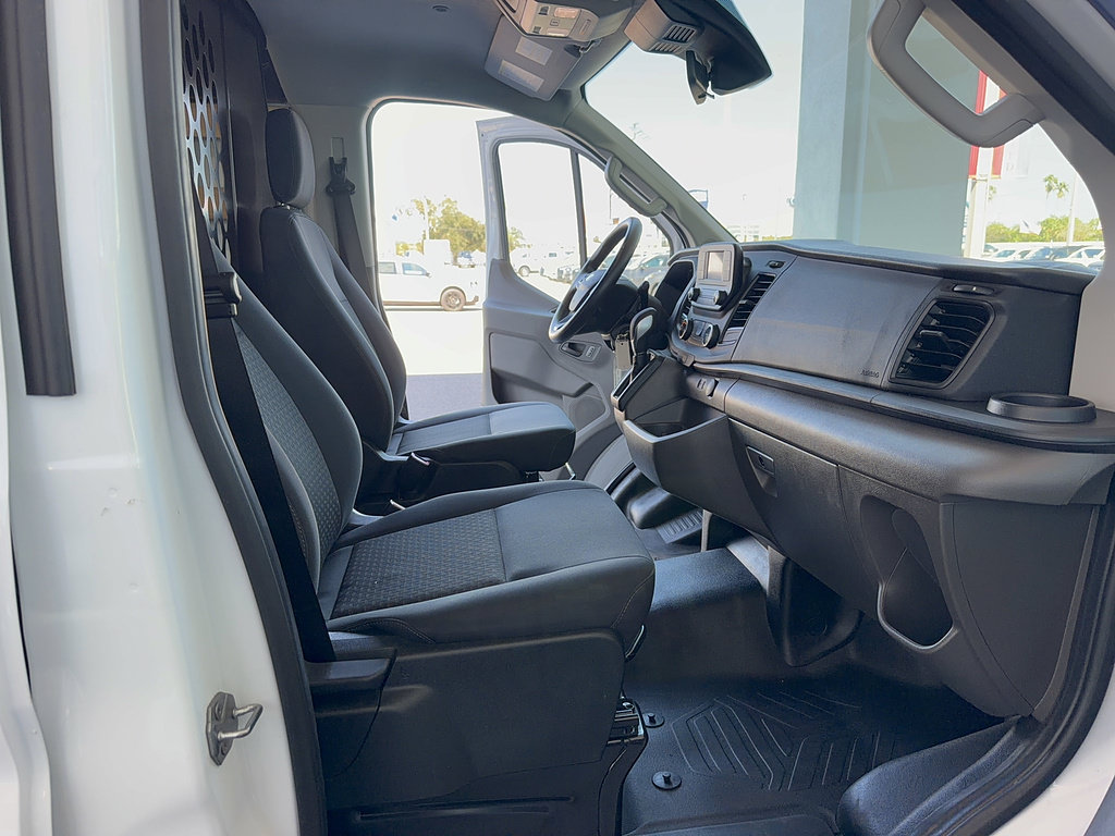 Certified 2025 Ford Transit 250 Low Roof w/ Exterior Upgrade Package RWD image 17