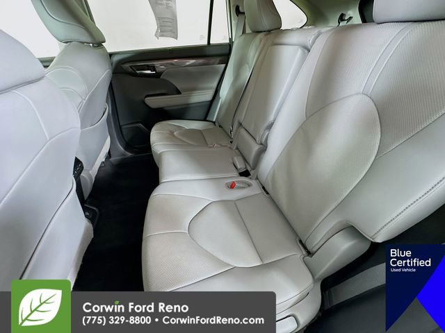 Used 2020 Toyota Highlander Limited image 29
