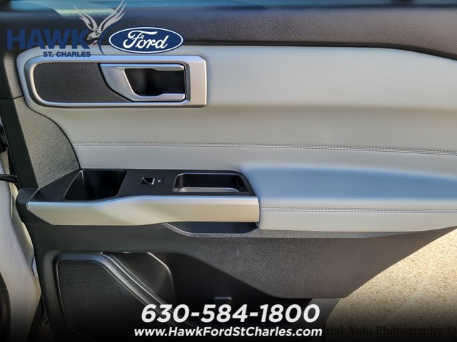 Certified 2023 Ford Explorer XLT w/ Equipment Group 202A AWD/4WD image 23