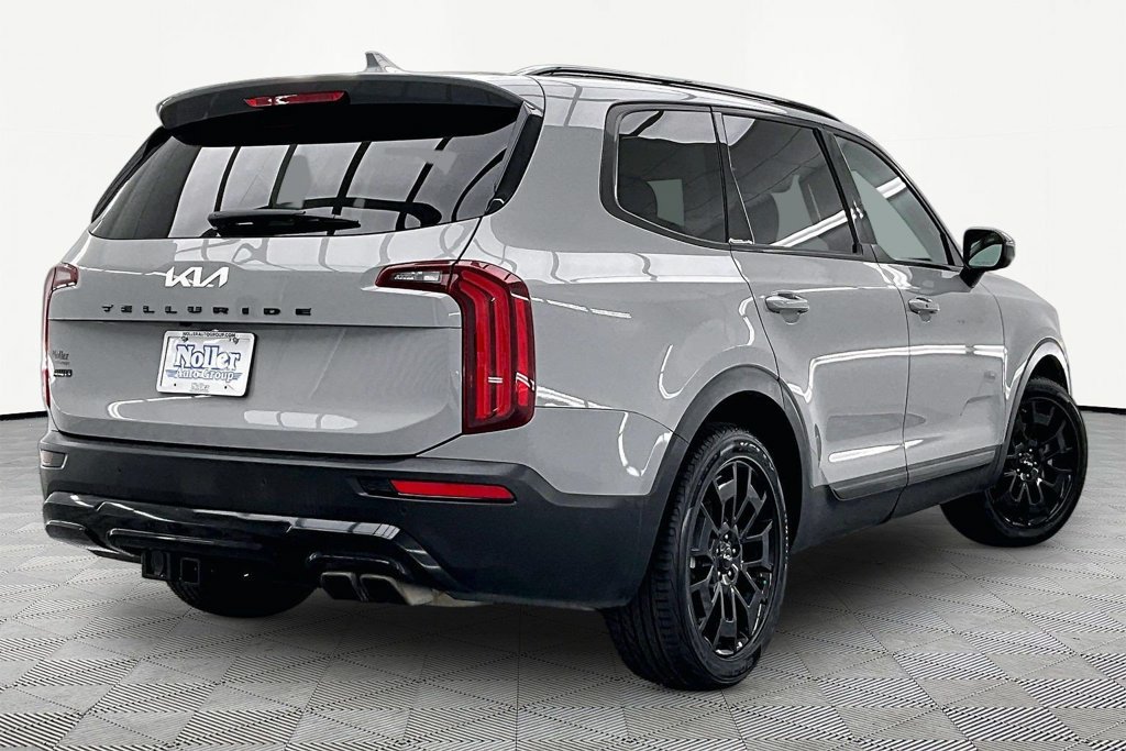 Used 2022 Kia Telluride EX w/ EX Premium Package AWD/4WD image 2