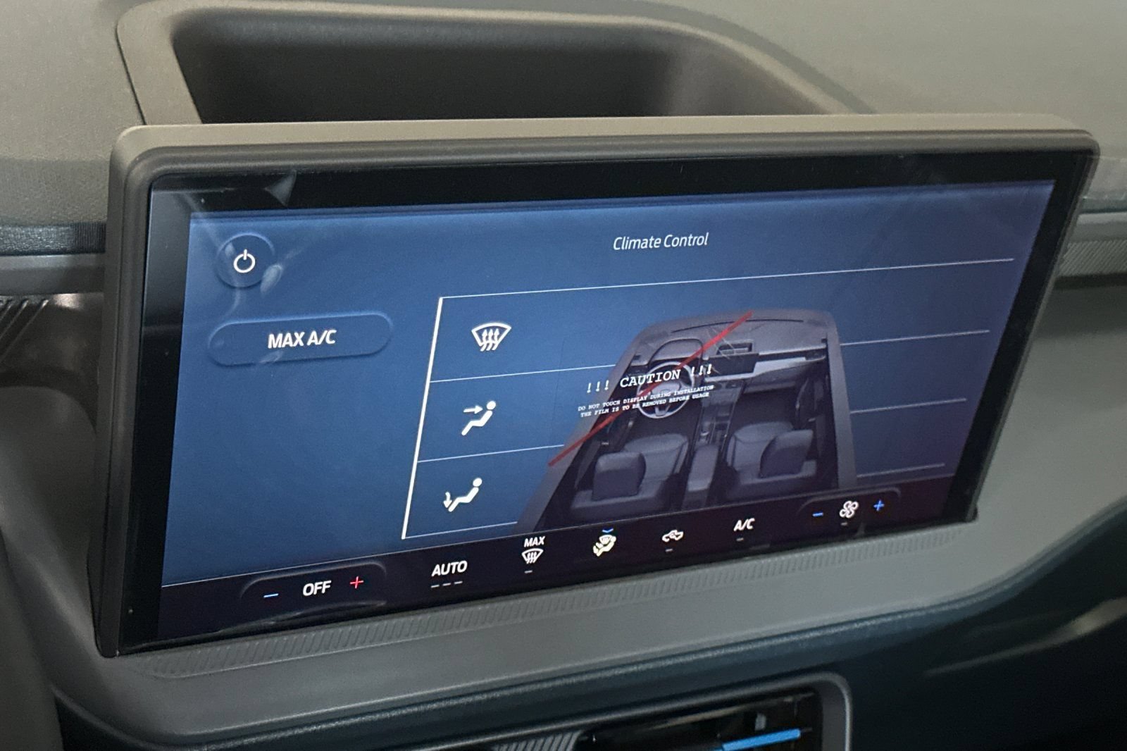 Certified 2025 Ford Maverick Lobo AWD/4WD image 24
