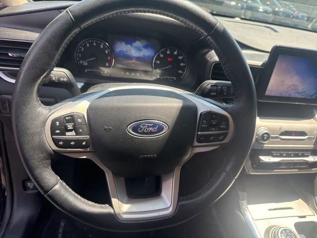 Certified 2021 Ford Explorer XLT w/ Equipment Group 202A AWD/4WD image 13