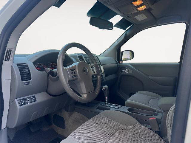 Used 2018 Nissan Frontier SV w/ Value Truck Package RWD image 9