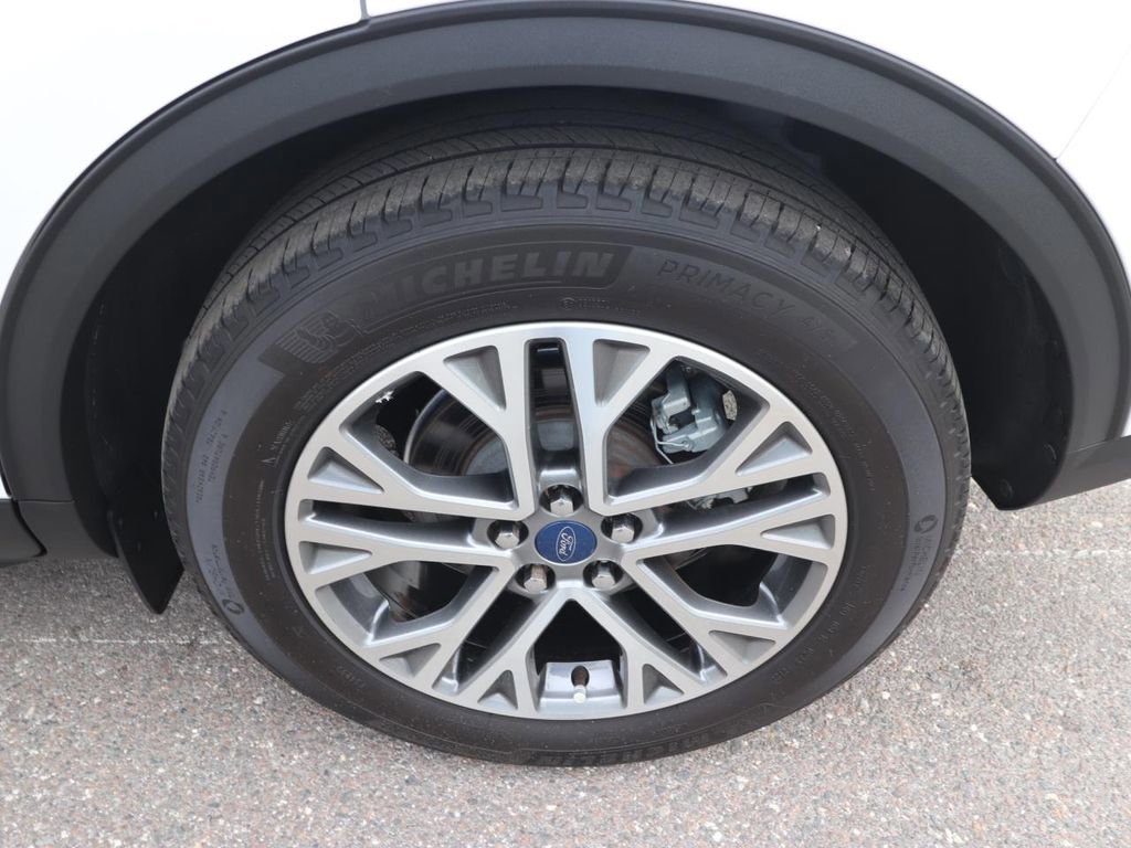 Certified 2022 Ford Escape SEL w/ Technology Package image 17