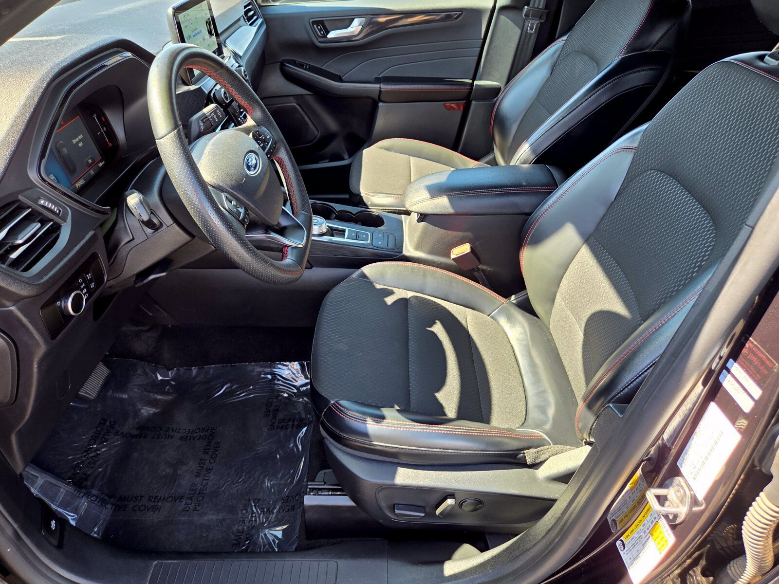 Certified 2025 Ford Escape ST-Line FWD image 10