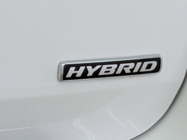 Certified 2023 Ford Explorer Platinum w/ Technology Package RWD image 9