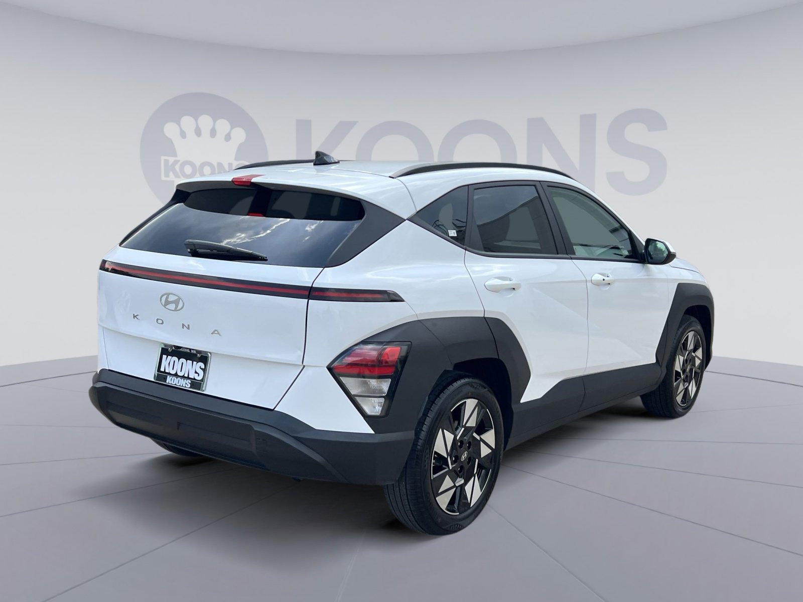 Used 2025 Hyundai Kona SEL FWD image 11