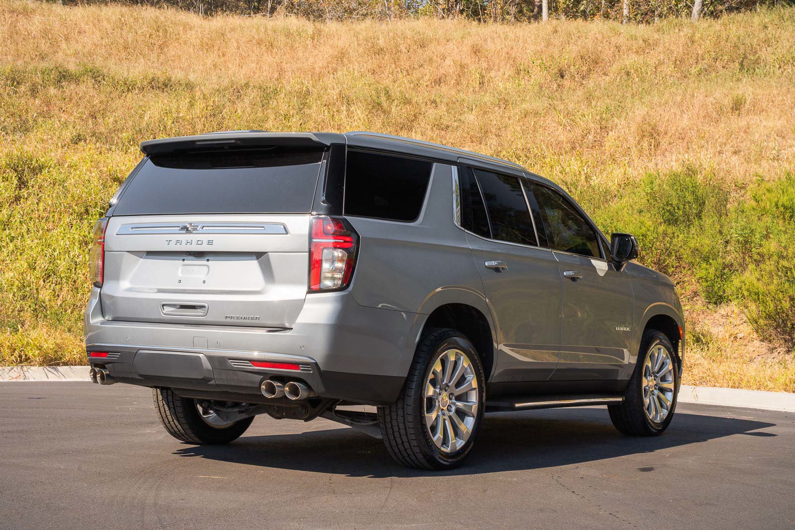 Used 2024 Chevrolet Tahoe Premier w/ Premium Package RWD image 14