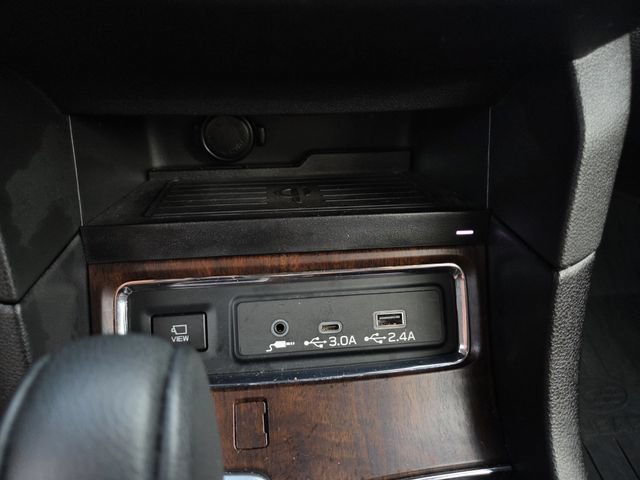 Used 2023 Subaru Ascent Touring AWD/4WD image 12