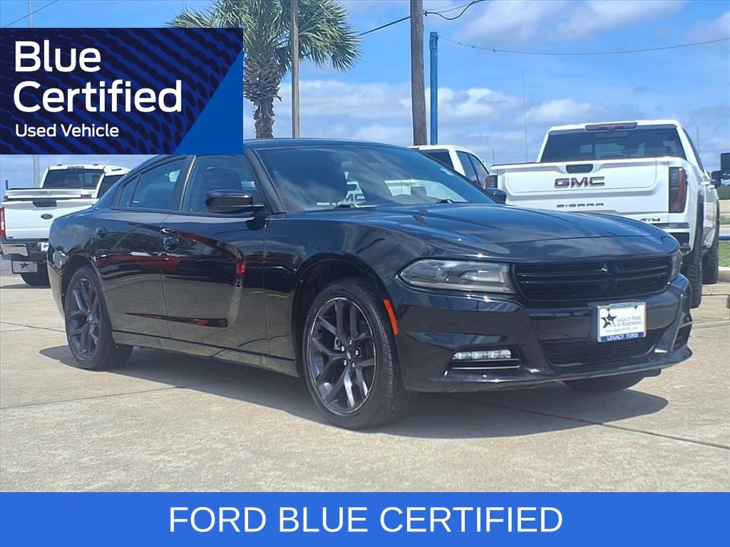 Used 2021 Dodge Charger SXT w/ Driver Convenience Group RWD image 4