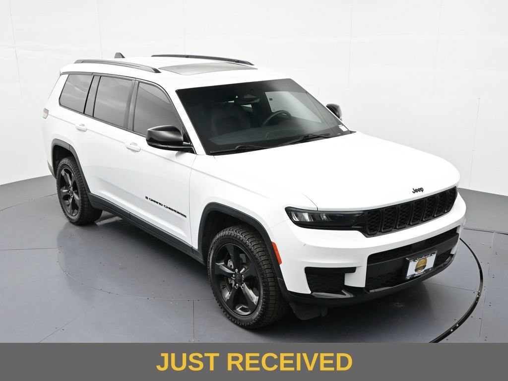 Used 2023 Jeep Grand Cherokee L Laredo AWD/4WD image 24