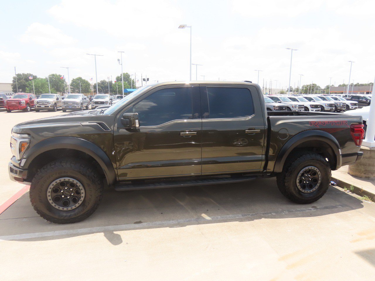 Certified 2025 Ford F150 Raptor AWD/4WD image 6
