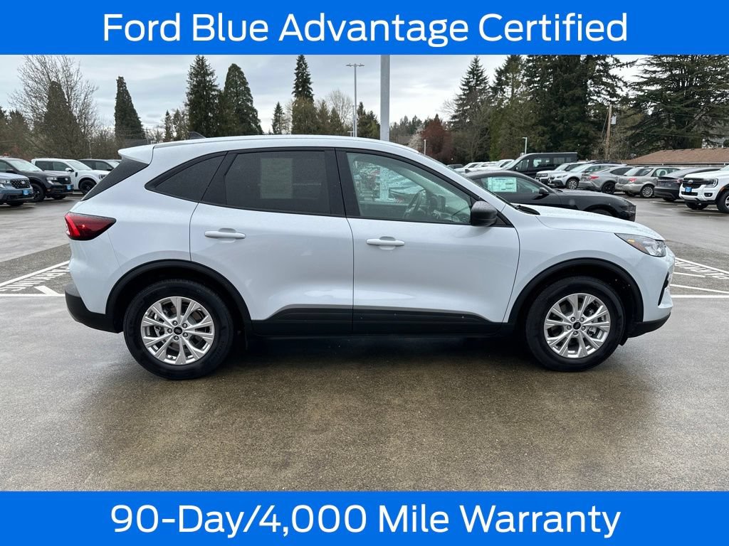 Certified 2025 Ford Escape Active FWD image 9