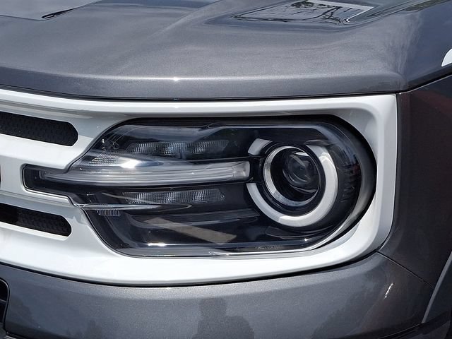 Certified 2023 Ford Bronco Sport Heritage w/ Heritage Convenience Package AWD/4WD image 9