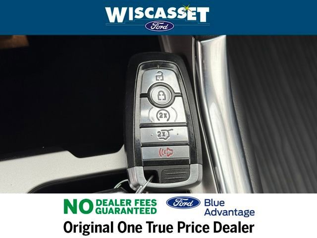 Certified 2022 Ford Explorer XLT w/ Equipment Group 202A image 21