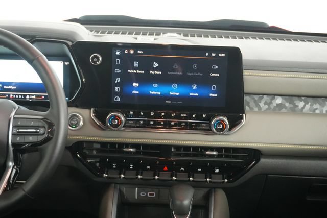 Used 2024 Chevrolet Colorado ZR2 w/ ZR2 Convenience Package III AWD/4WD image 27