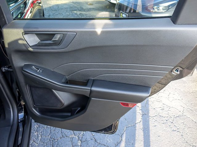 Certified 2023 Ford Escape Active AWD/4WD image 27
