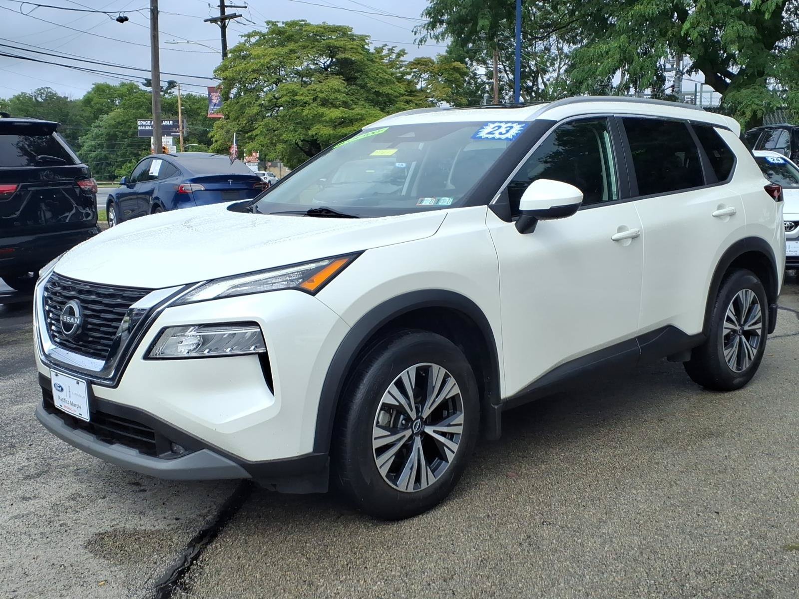 Used 2023 Nissan Rogue SV w/ SV Premium Package AWD/4WD image 7