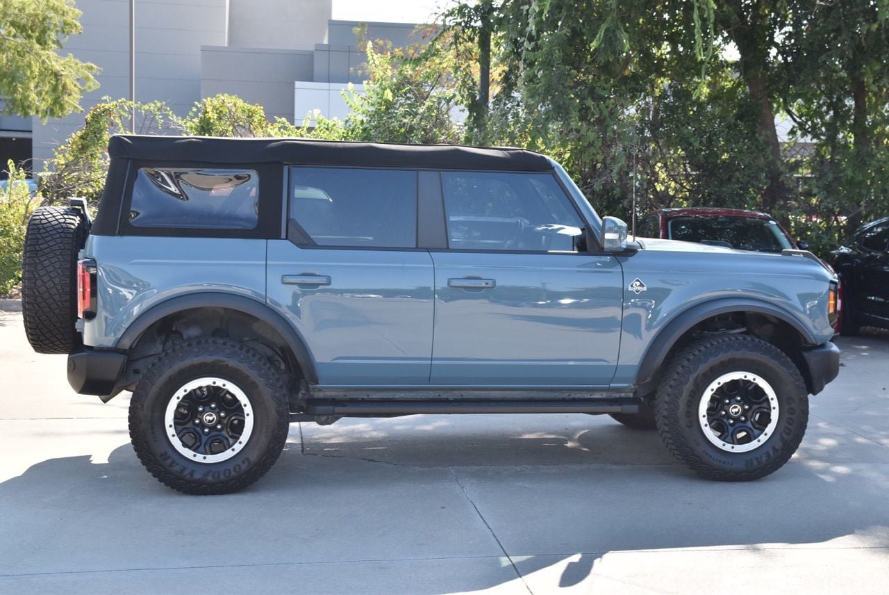 Certified 2023 Ford Bronco Outer Banks w/ Sasquatch Package AWD/4WD image 6
