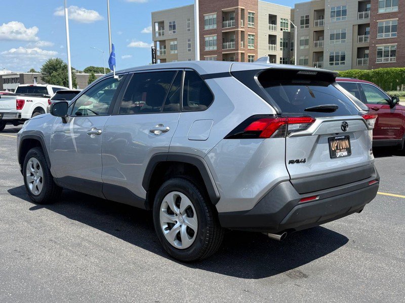 Used 2023 Toyota RAV4 LE AWD/4WD image 8
