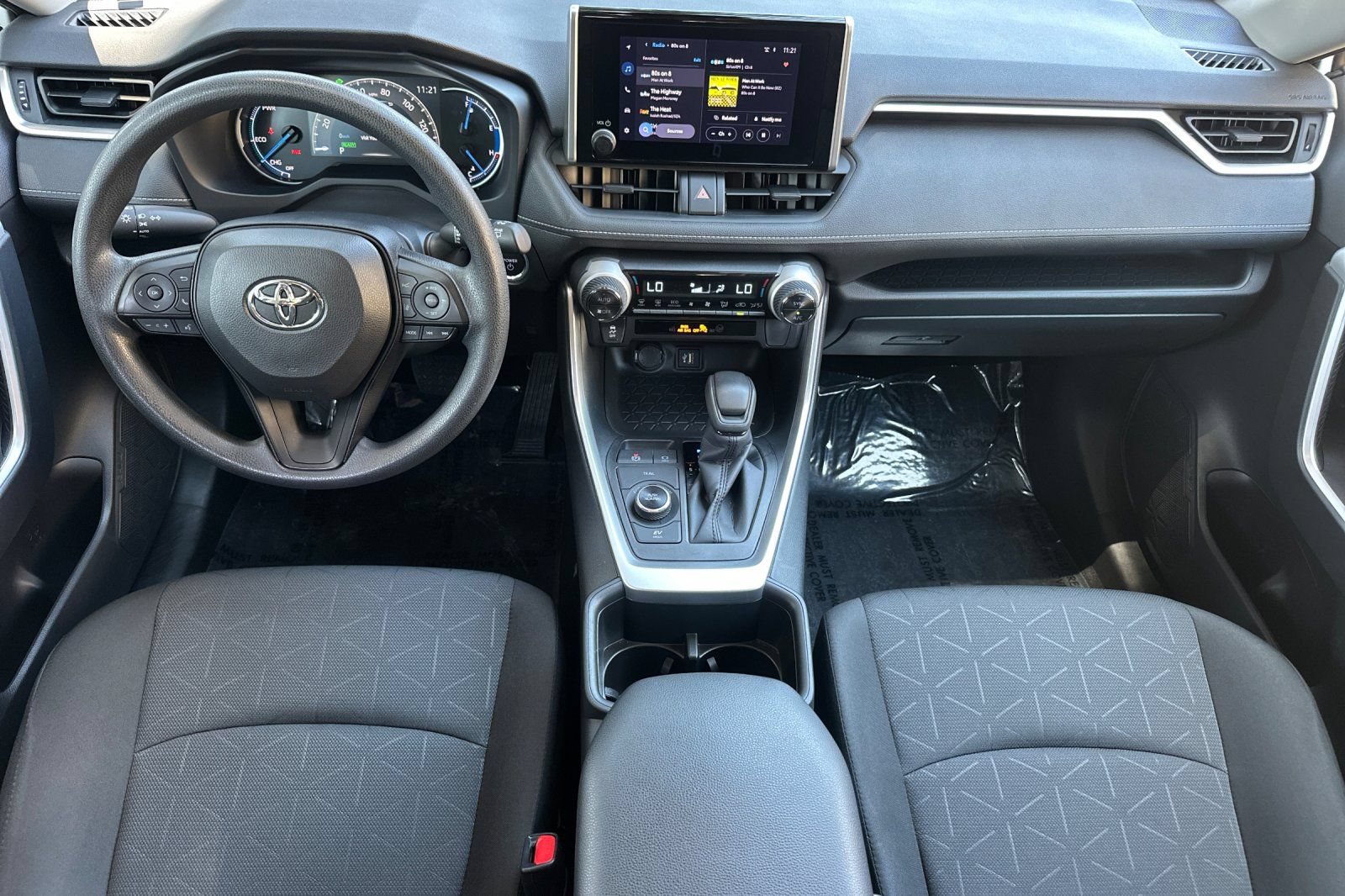 Used 2025 Toyota RAV4 XLE w/ Convenience Package AWD/4WD image 15