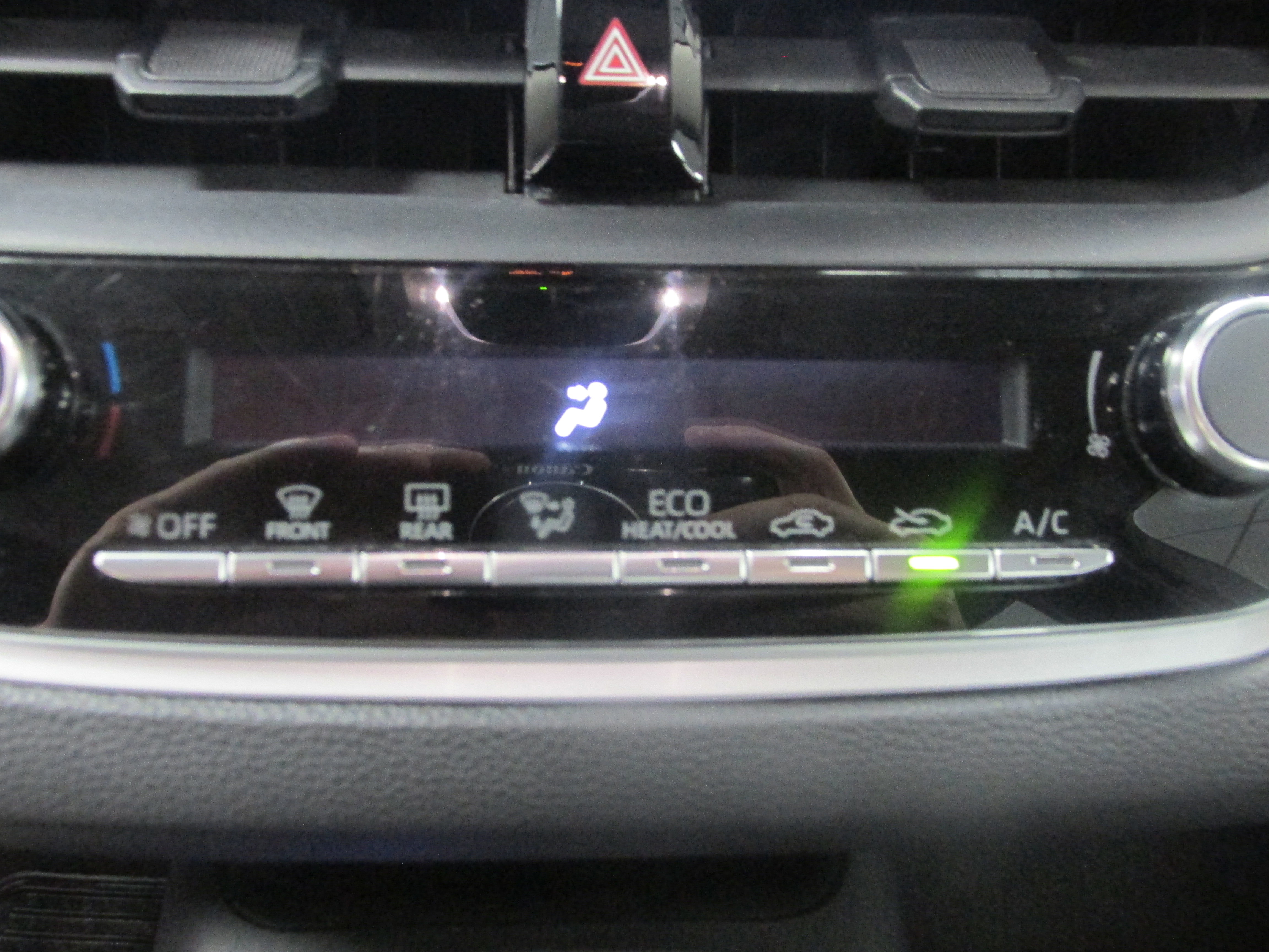 Used 2023 Toyota Corolla LE FWD image 34
