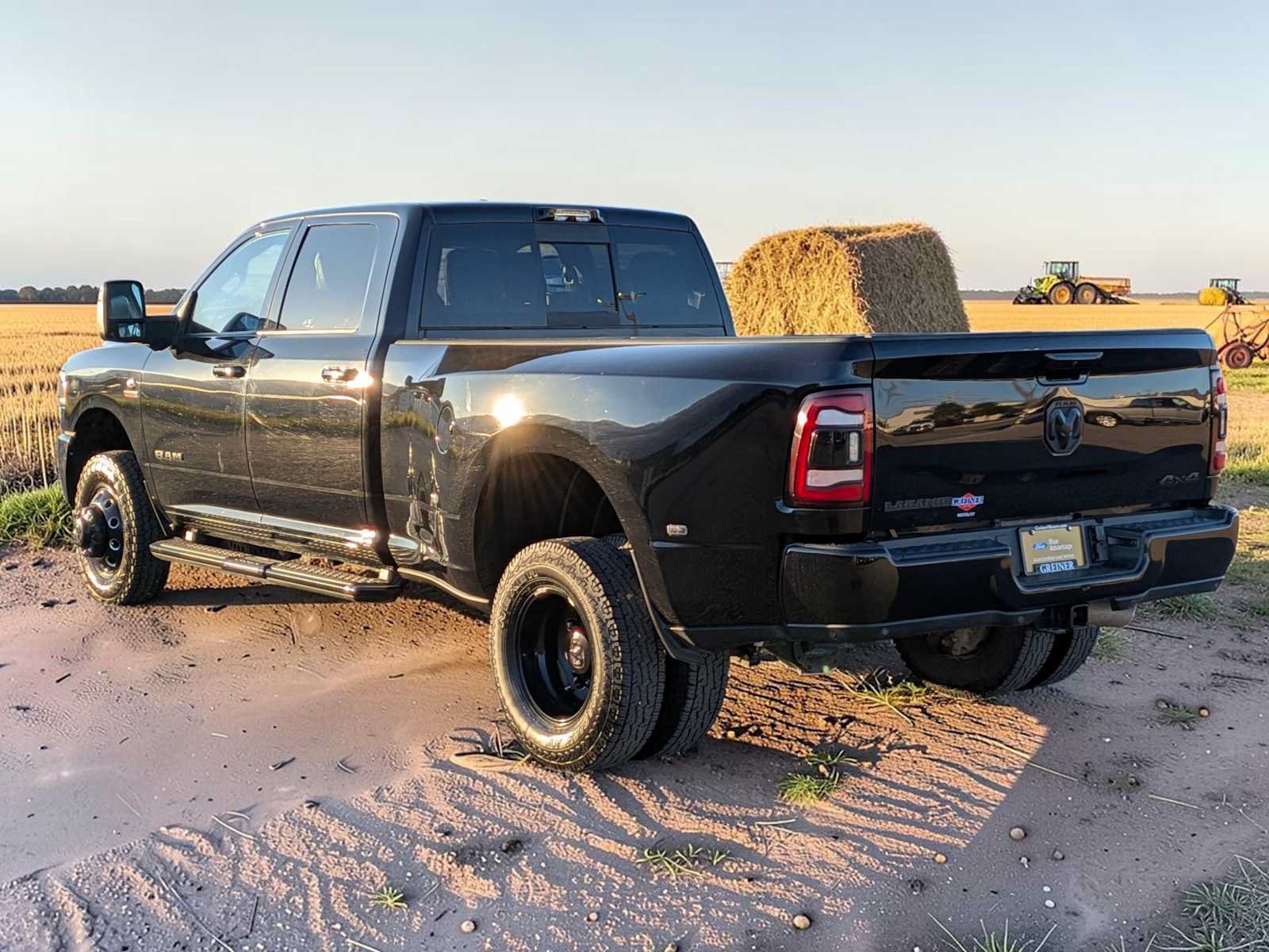 Used 2024 RAM 3500 Laramie w/ Night Edition AWD/4WD image 4