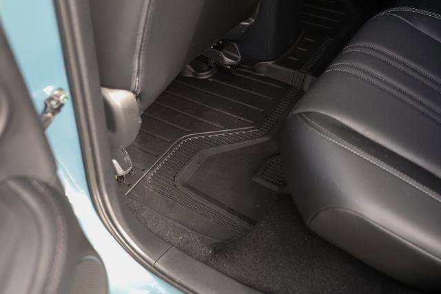 Used 2025 Honda HR-V EX-L image 26