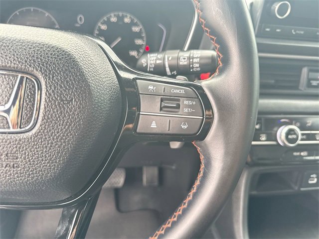 Used 2023 Honda Pilot Sport image 33