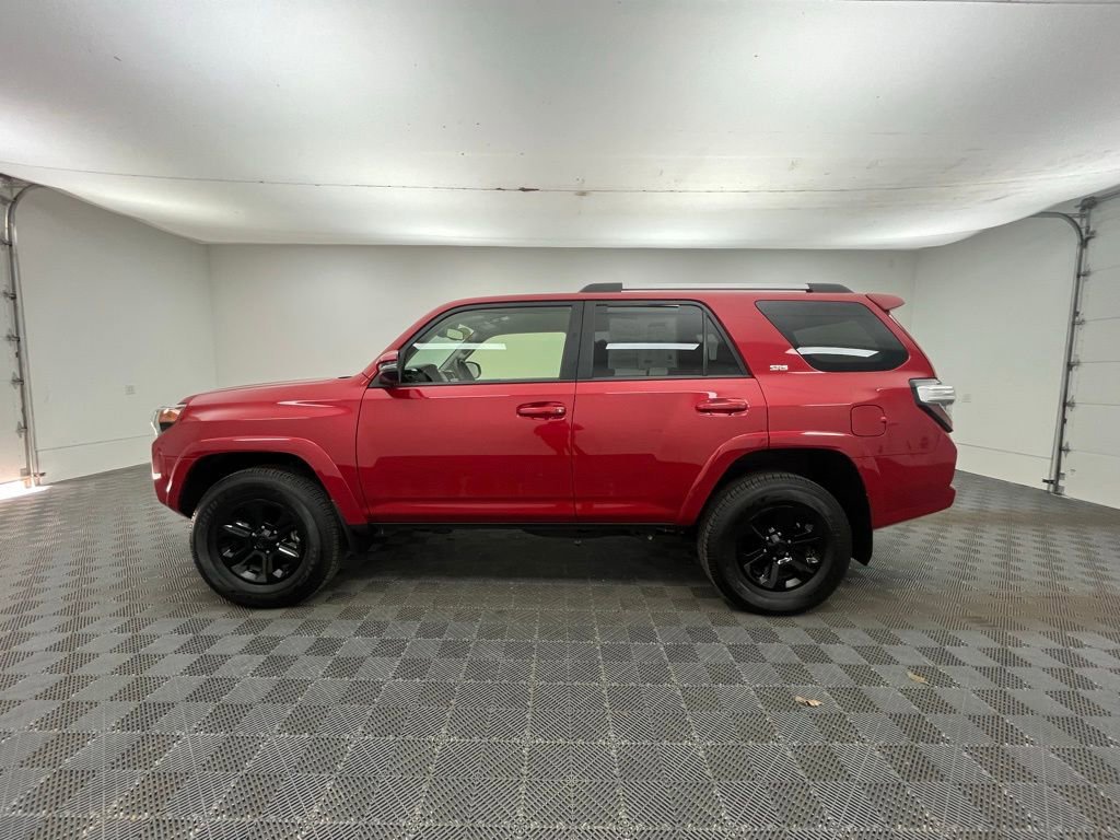 Used 2024 Toyota 4Runner SR5 Premium image 6