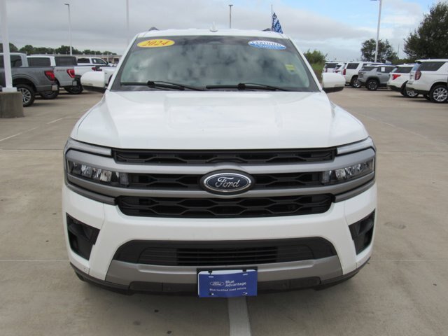 Certified 2024 Ford Expedition XLT RWD image 8
