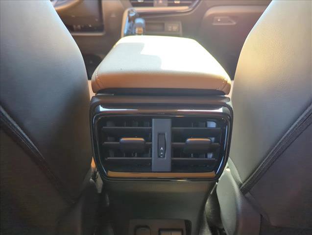 Used 2023 Lexus NX 250 FWD w/ Towing Package (2000 Lbs) image 19