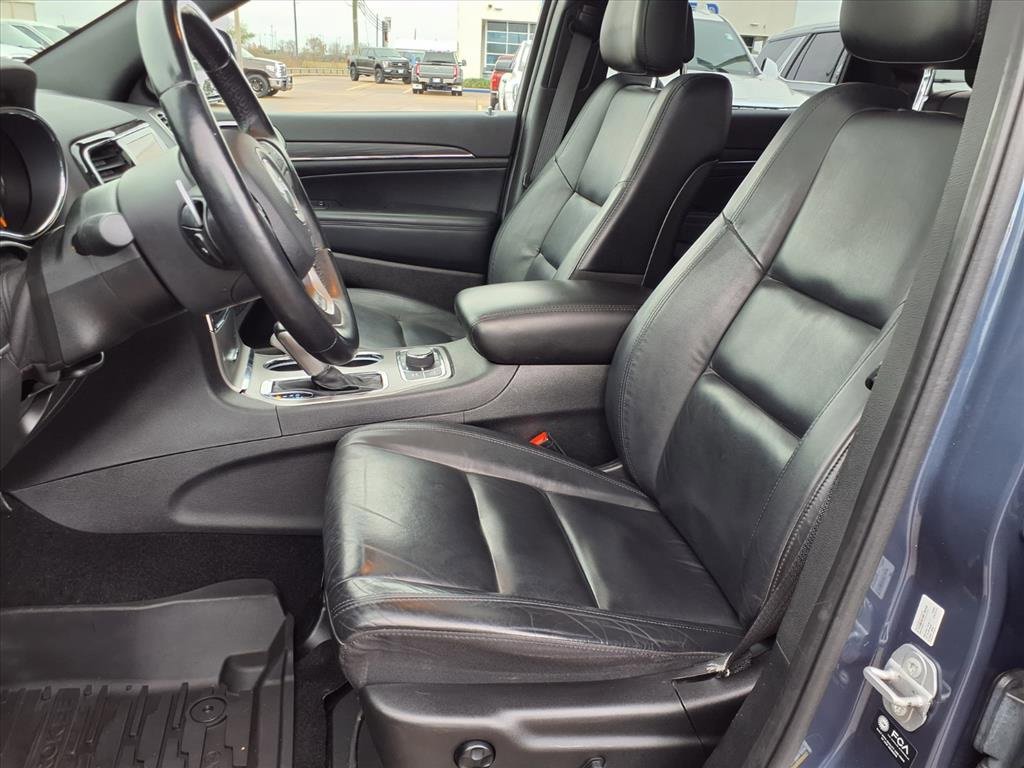 Used 2021 Jeep Grand Cherokee Limited w/ Trailer Tow Group IV image 24