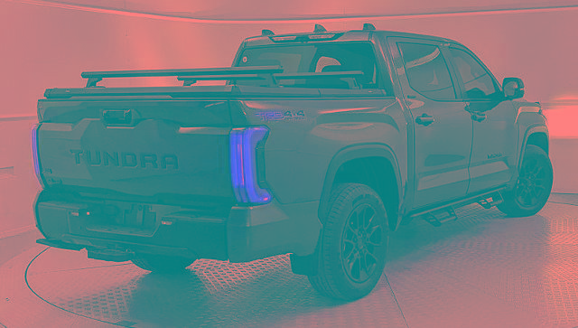 Used 2025 Toyota Tundra Limited image 4