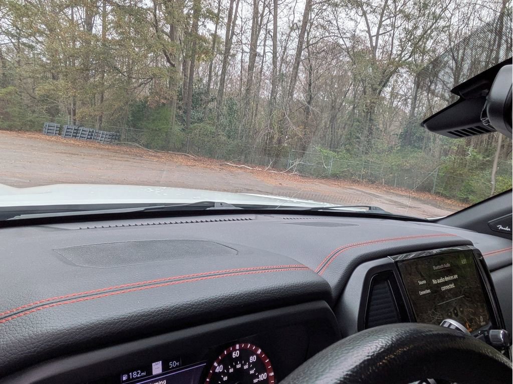 Used 2022 Nissan Titan PRO-4X image 15