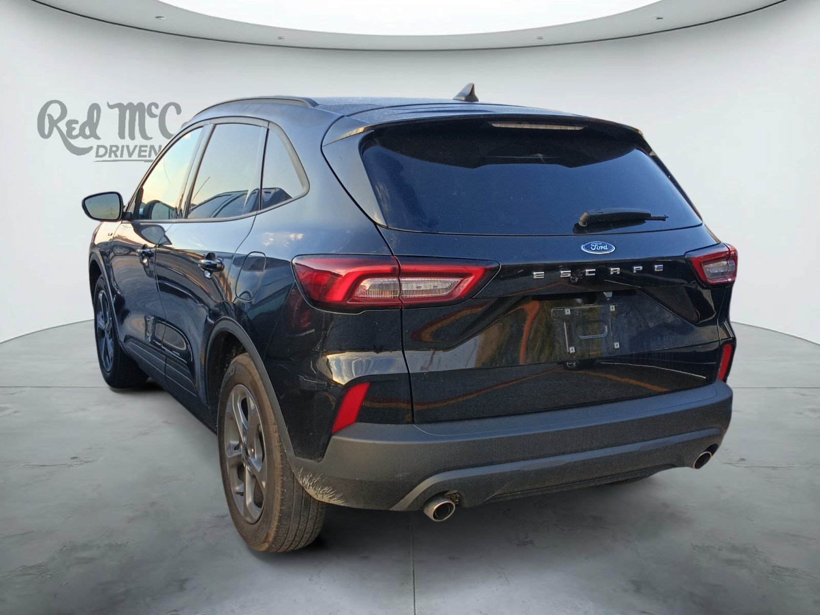 Certified 2025 Ford Escape ST-Line FWD image 4