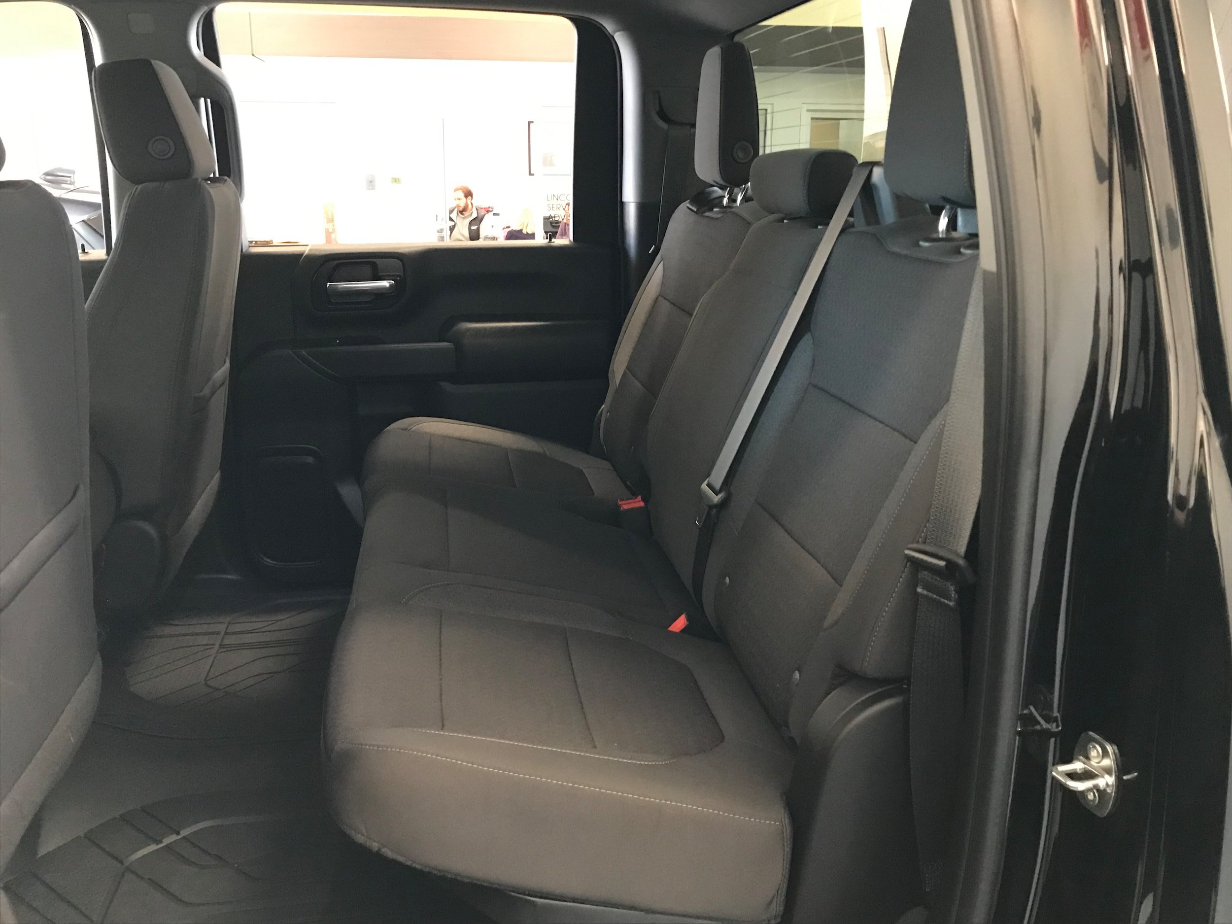 Used 2022 Chevrolet Silverado 2500 Custom w/ Custom Convenience Package AWD/4WD image 9