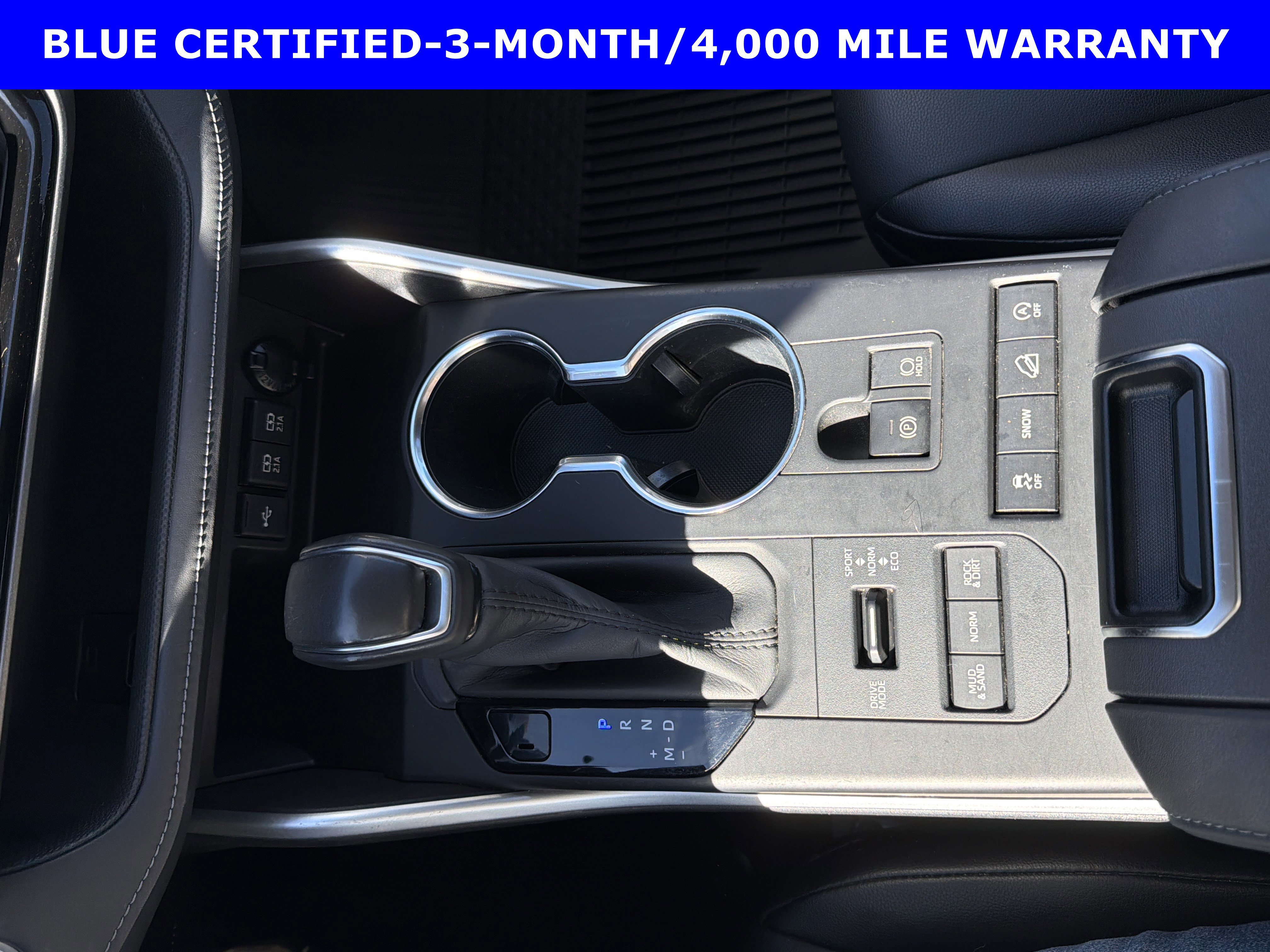 Used 2020 Toyota Highlander XLE image 16