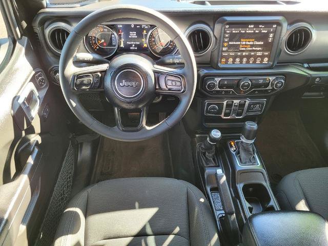 Used 2023 Jeep Gladiator Sport AWD/4WD image 13