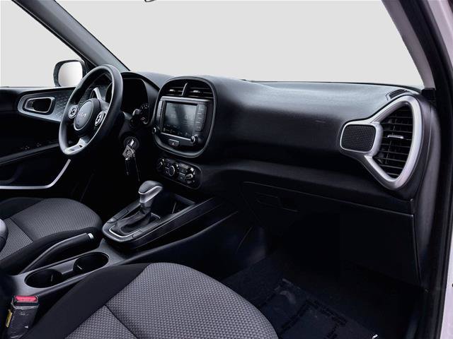 Used 2022 Kia Soul LX w/ Technology Package FWD image 28
