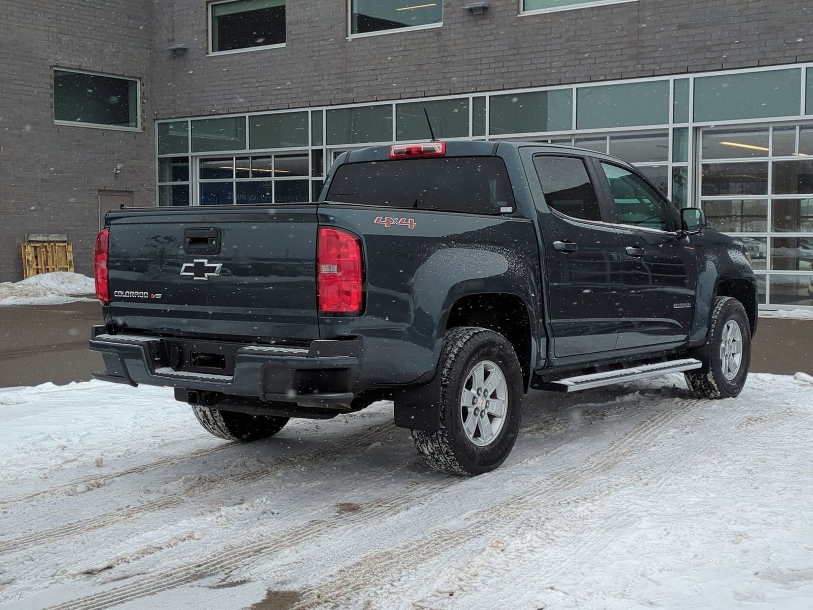 Used 2019 Chevrolet Colorado W/T w/ WT Convenience Package image 8
