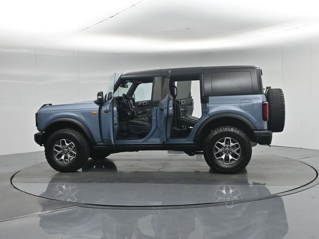 Certified 2025 Ford Bronco Badlands AWD/4WD image 38