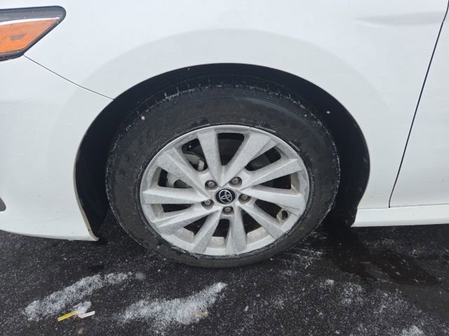 Used 2024 Toyota Camry LE image 19