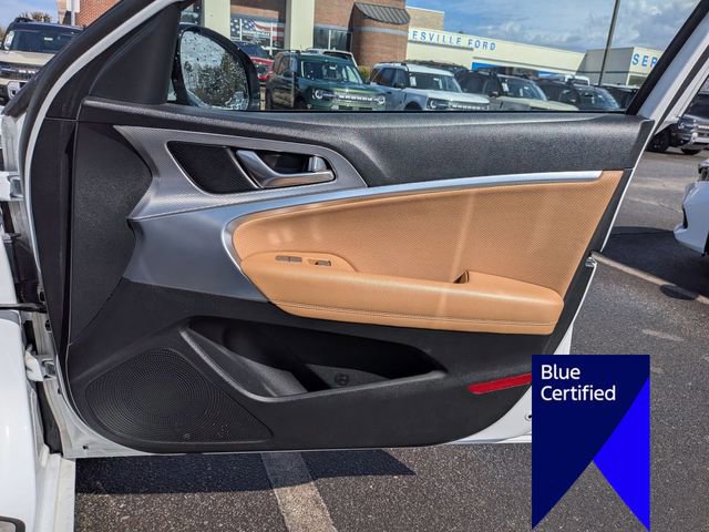 Used 2022 Genesis G70 3.3T image 31