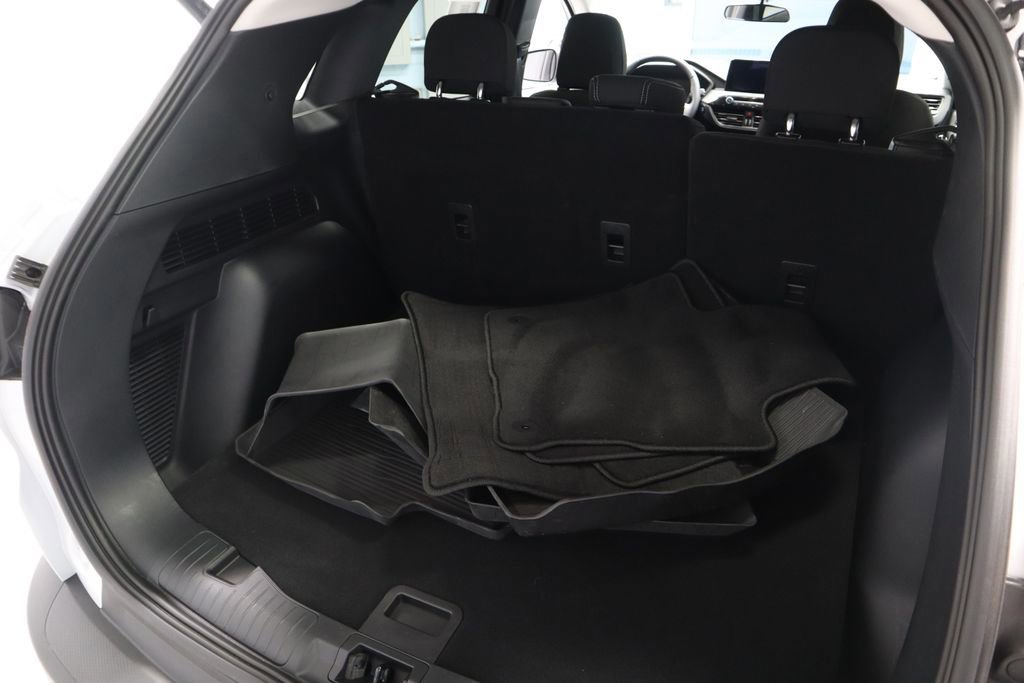 Certified 2025 Ford Escape Active w/ Cold Weather Package image 16