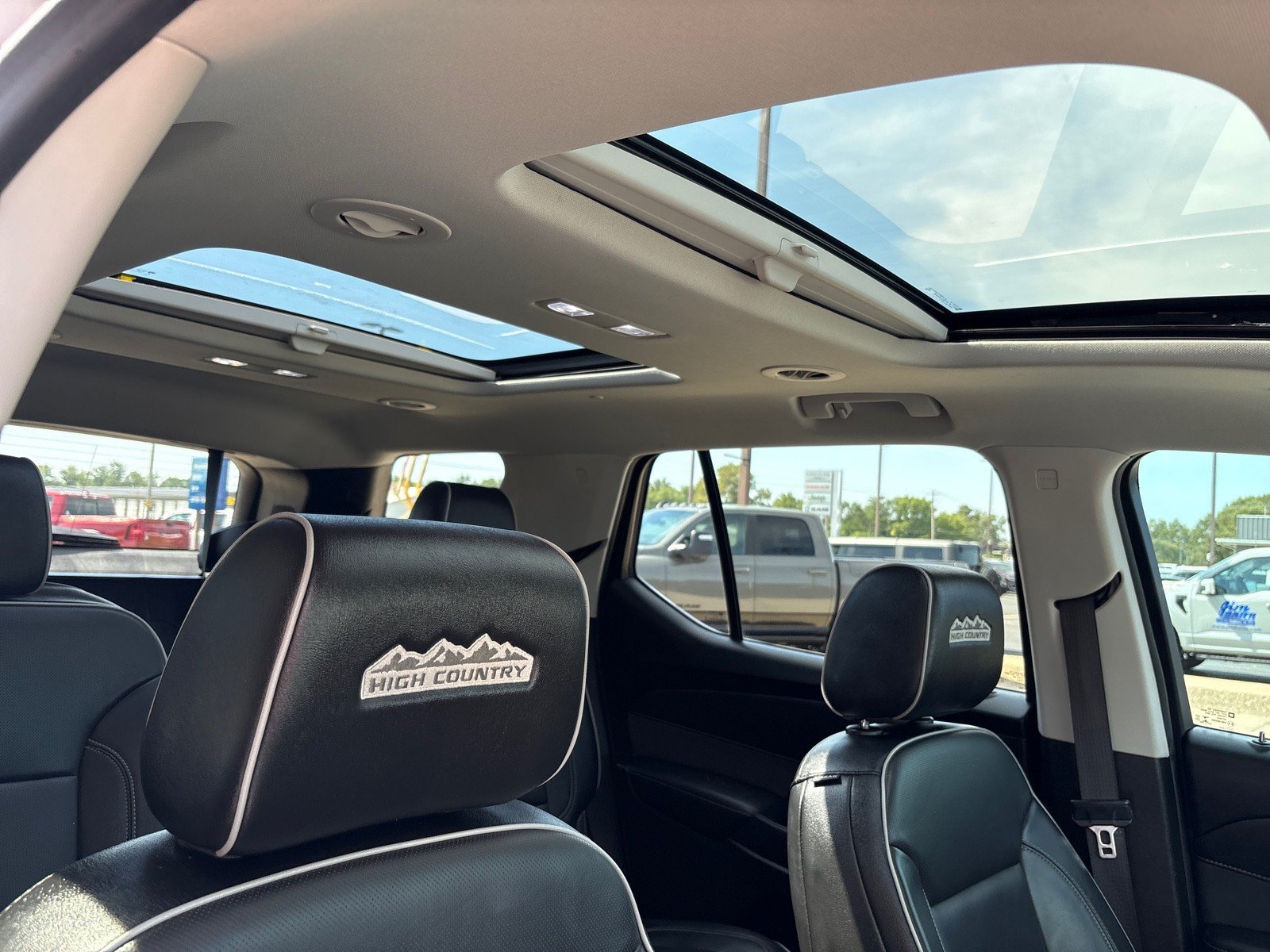Used 2021 Chevrolet Traverse High Country AWD/4WD image 10