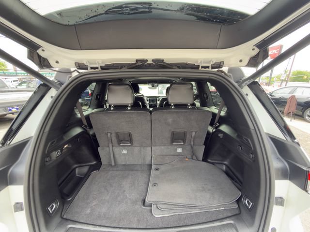 Used 2021 Jeep Grand Cherokee L Laredo AWD/4WD image 16