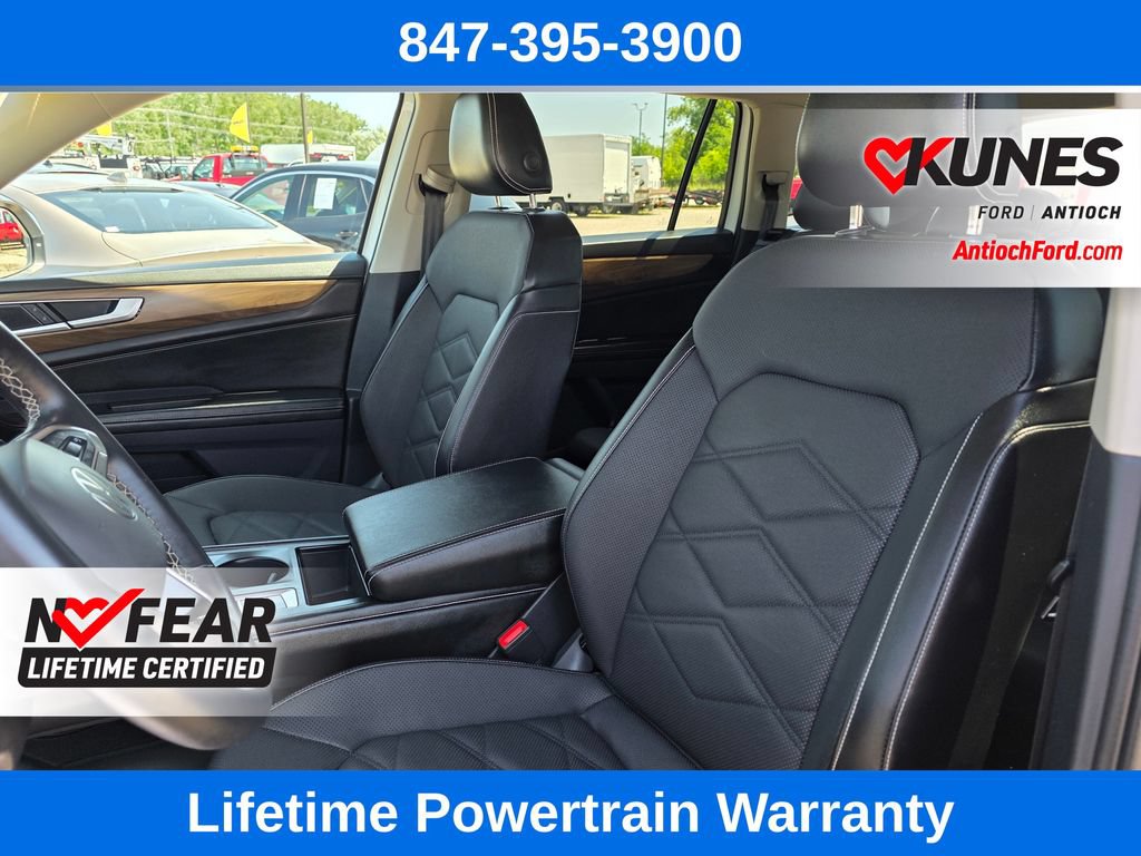 Used 2024 Volkswagen Atlas SE AWD/4WD image 17
