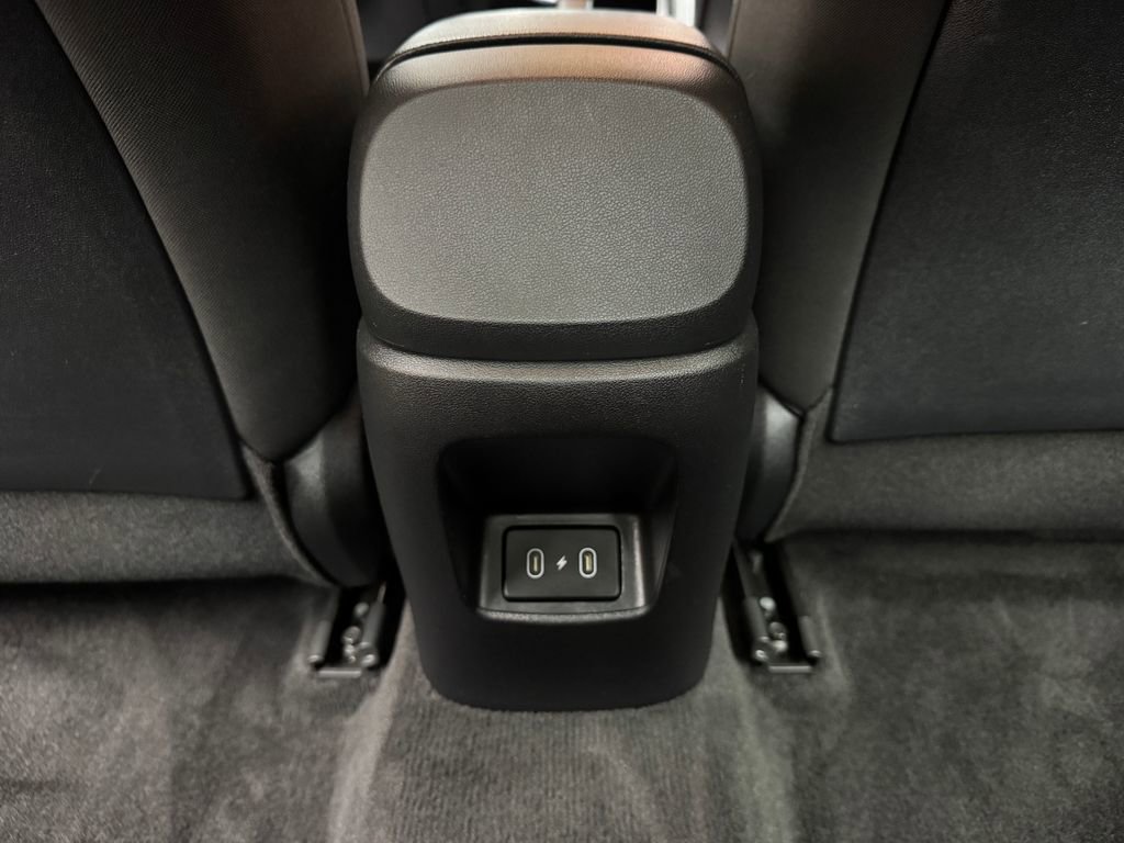 Used 2024 Hyundai Elantra SEL FWD image 10