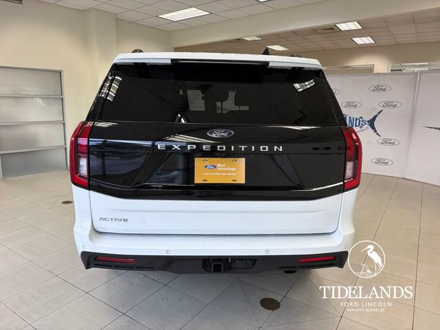 Certified 2025 Ford Expedition Active RWD image 7